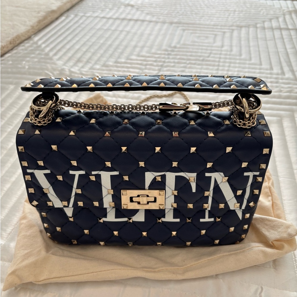 Valentino Black Quilted Rockstud Crossbody Bag - AUTHENTIC - Picture 2 of 13